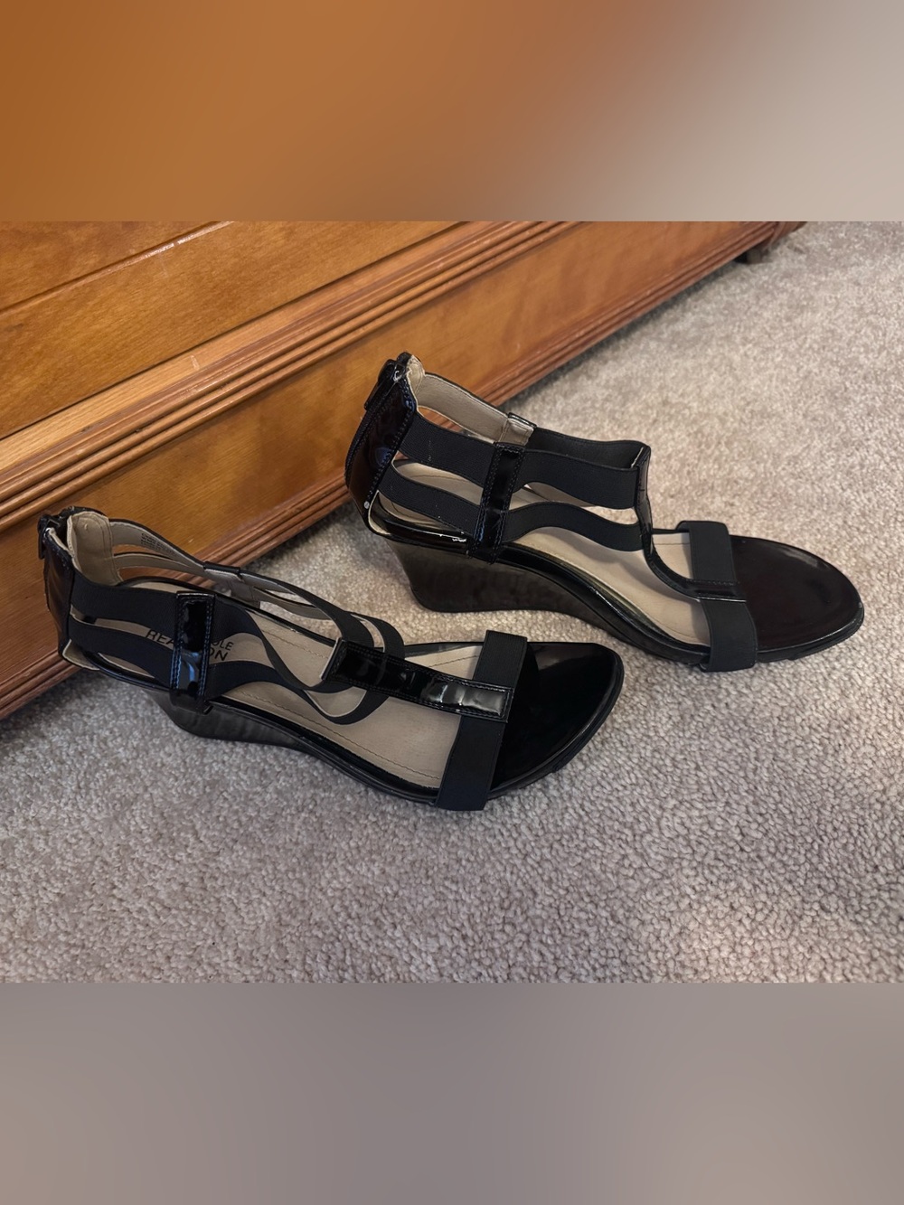 Kenneth Cole Reaction Black Patent and Elastic Wedge Sandals